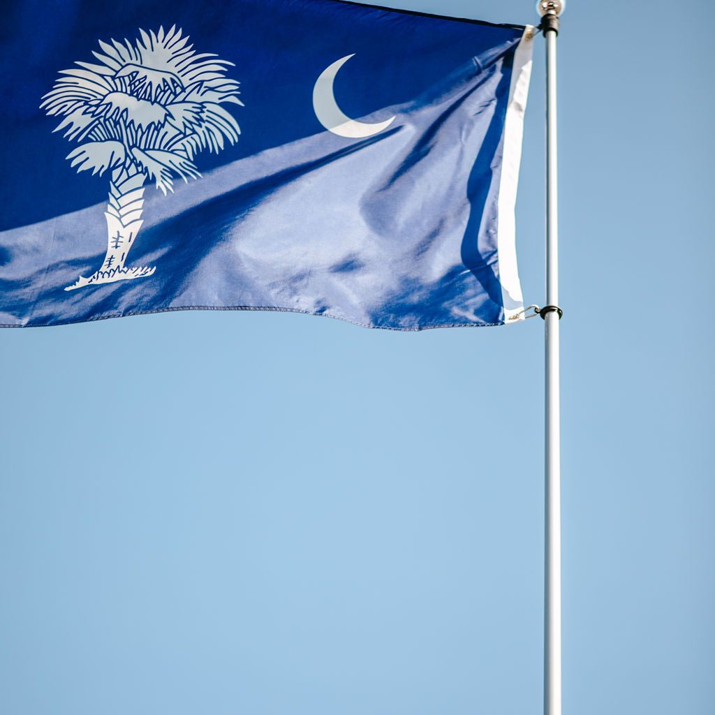 Find Your Perfect Fit: What Should My Flagpole be Made of?