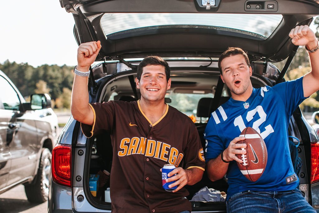 8 Must-Have Pittsburgh Steelers Football Gifts - Flagpole To-Go