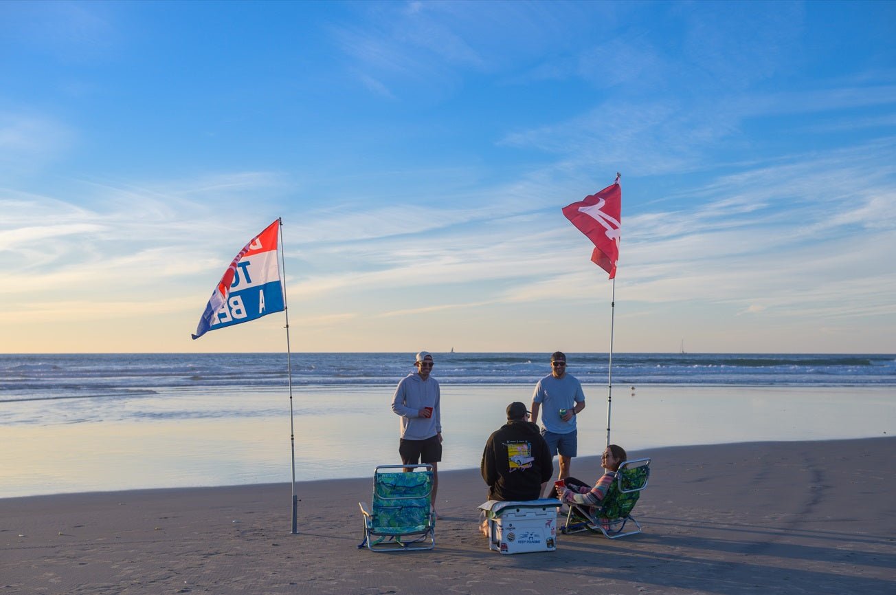 The Best Beach Set Ups Tips & Gear We've Ever Seen - Flagpole To-Go