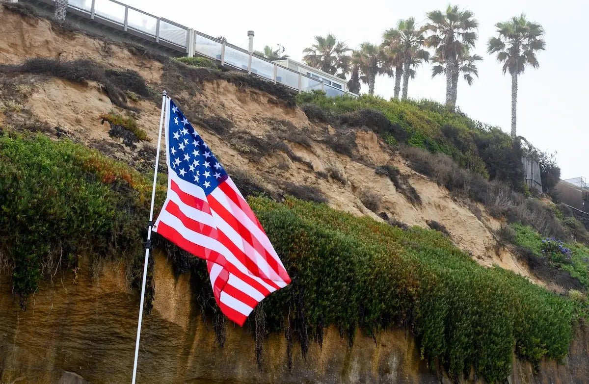 Sale - Flagpole To-Go